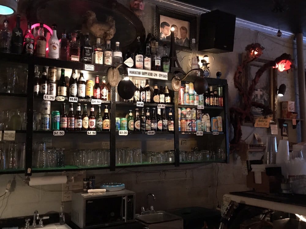 I want to go to a bar (just not now)