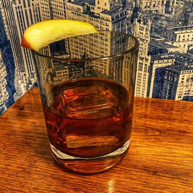 COCKTAIL: Apple Brandy Negroni